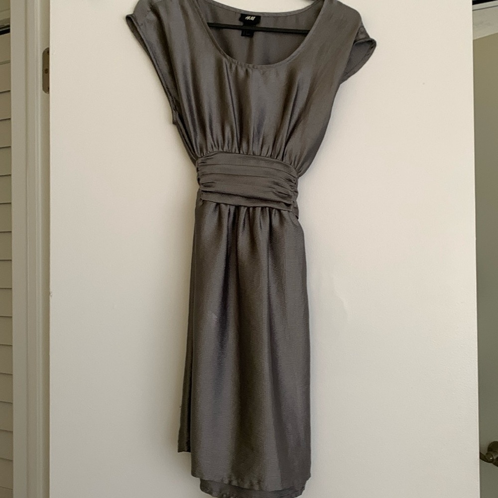 H&M Sleeveless Tie Waist Dress Size 6